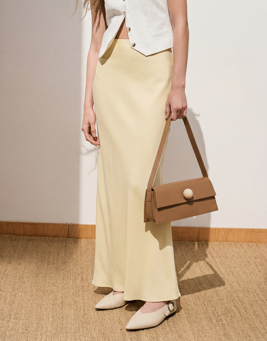 The Not So Subtle Bag • Warm Brown