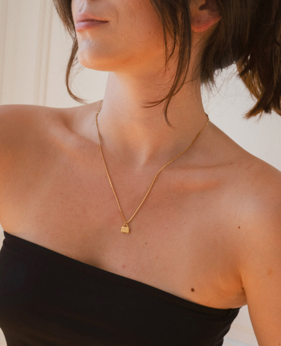 Diva Pendant • Gold