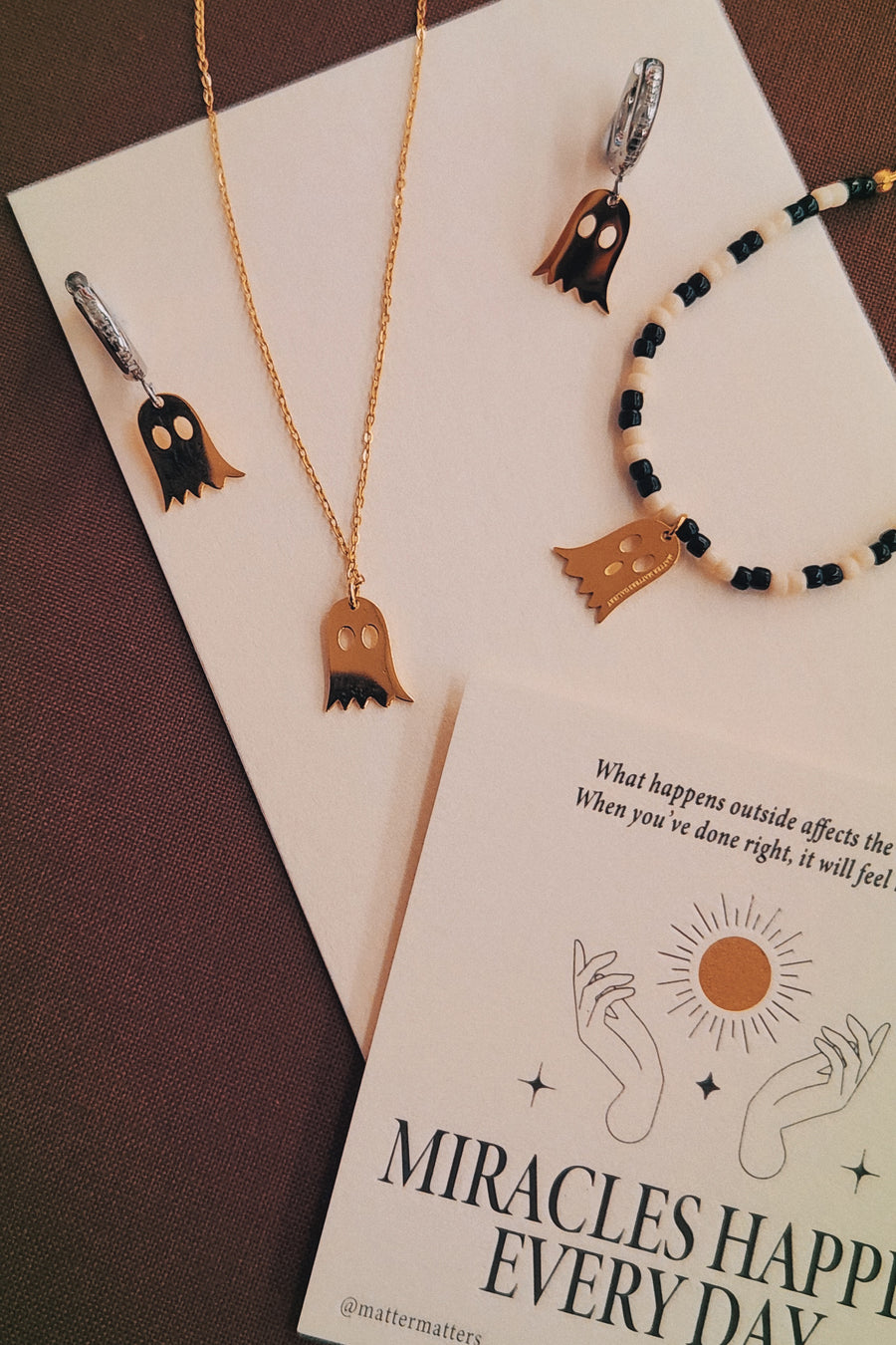 Hide & Seek Necklace • Gold