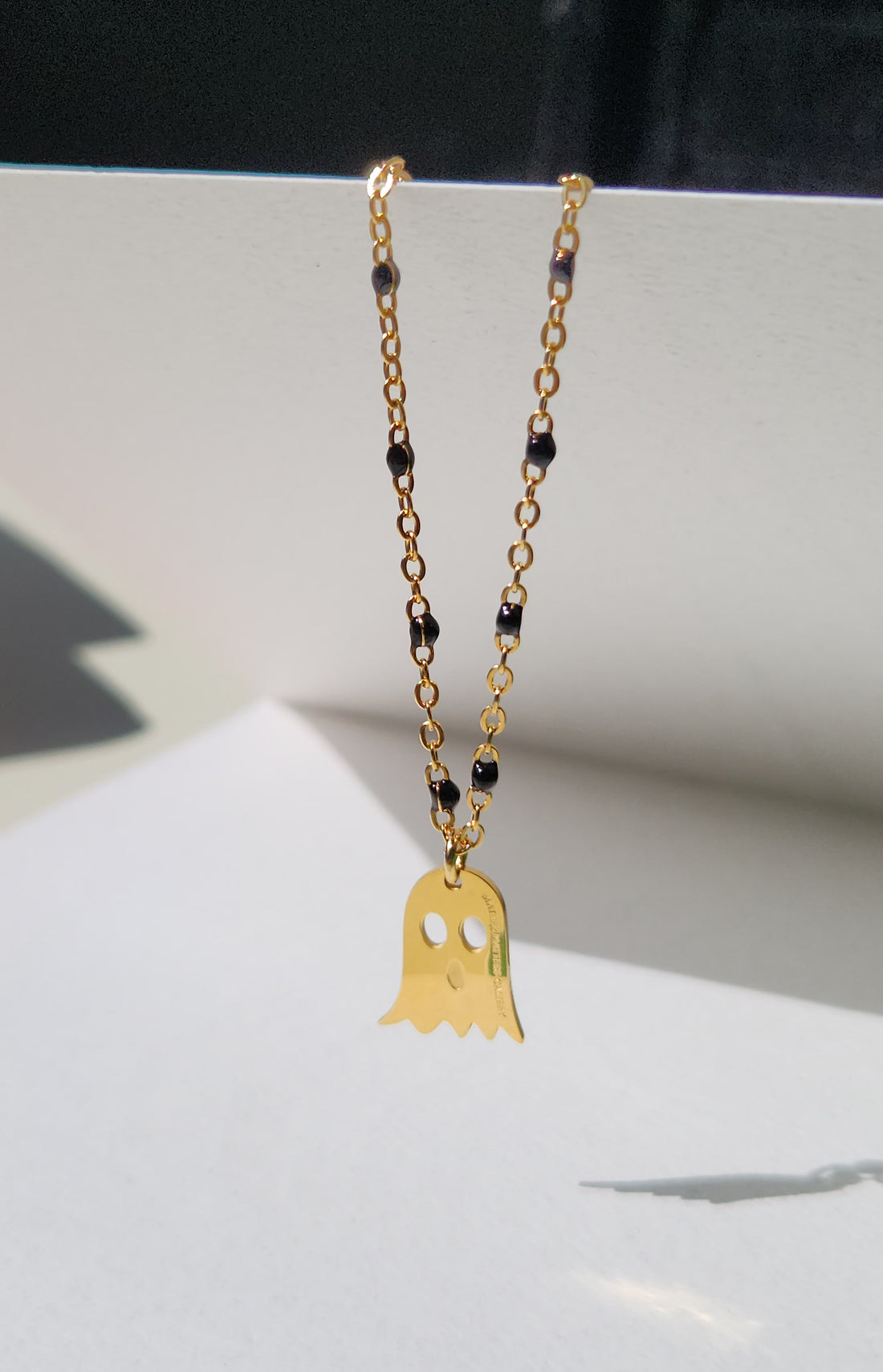Hide & Seek Necklace • Gold
