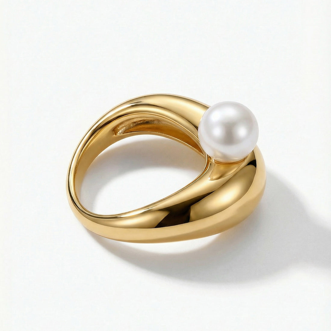 Lucky Oyster Ring • Gold & Faux Pearl