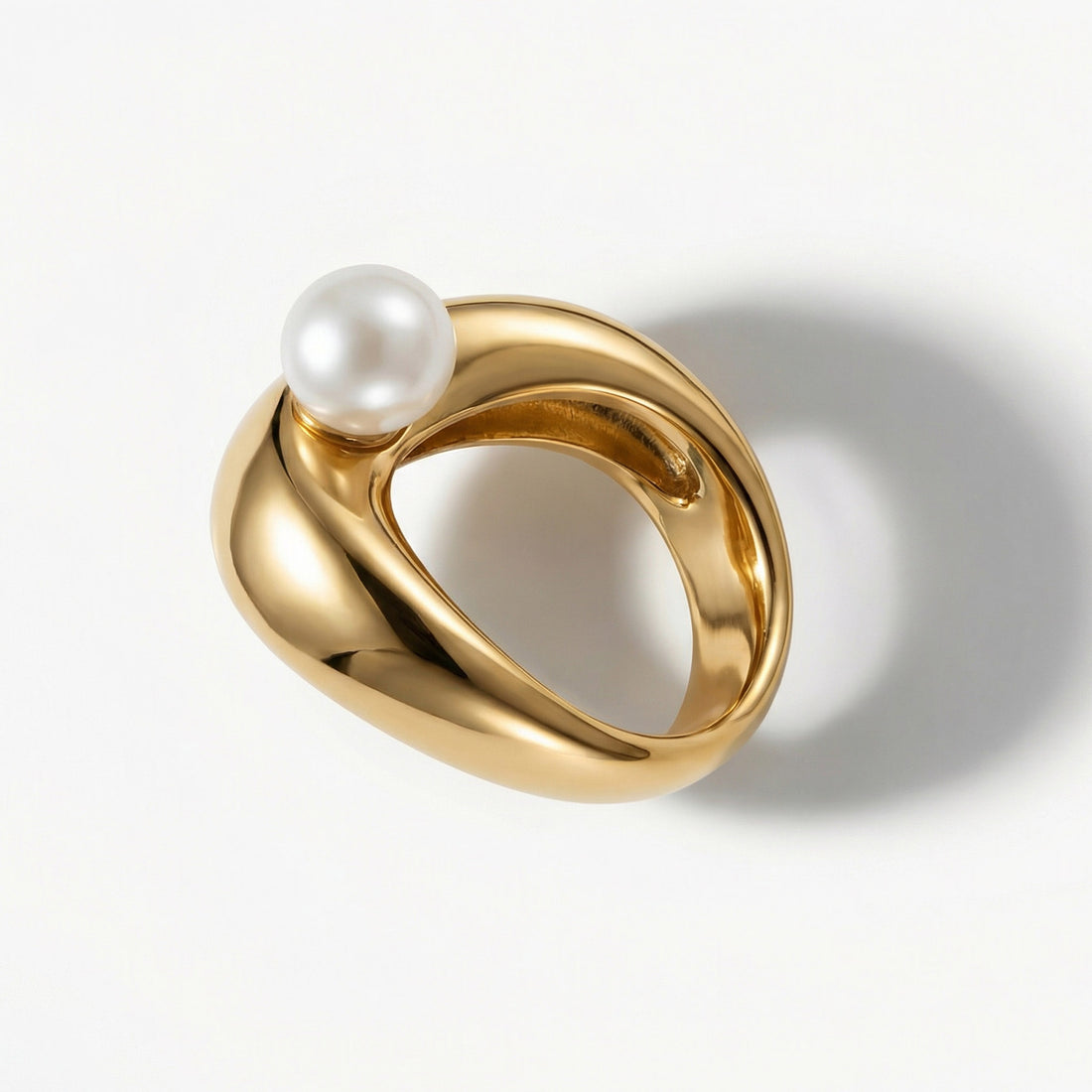 Lucky Oyster Ring • Gold & Faux Pearl