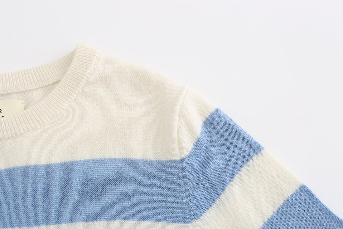 Hi Johnny / Wool Cashmere-Blend Sweater • Light Blue