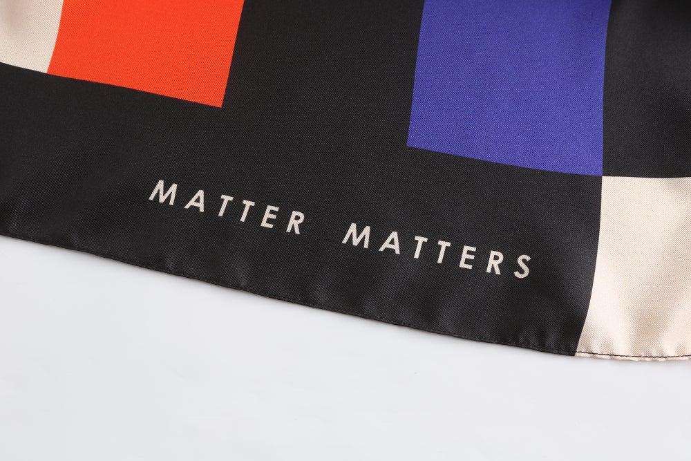 Matter Matters Noir Long Scarf • Night