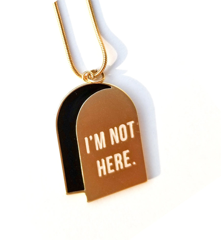 I'm Not Here / Reversible Necklace • Black