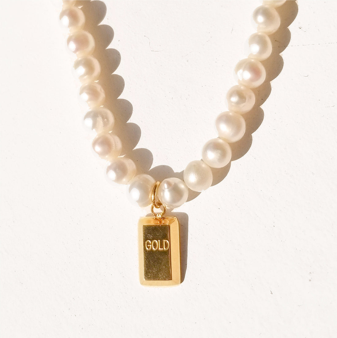 Heart of Gold / Pearl Necklace •  Gold